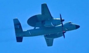 空警600雷达罩大一圈！福建舰战力倍增器浮出水面